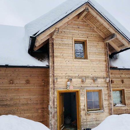 Apartmaji Zlata Lisicka Cerkno Εξωτερικό φωτογραφία